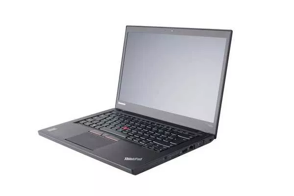 Lenovo Thinkpad T450s geöffnet von rechts